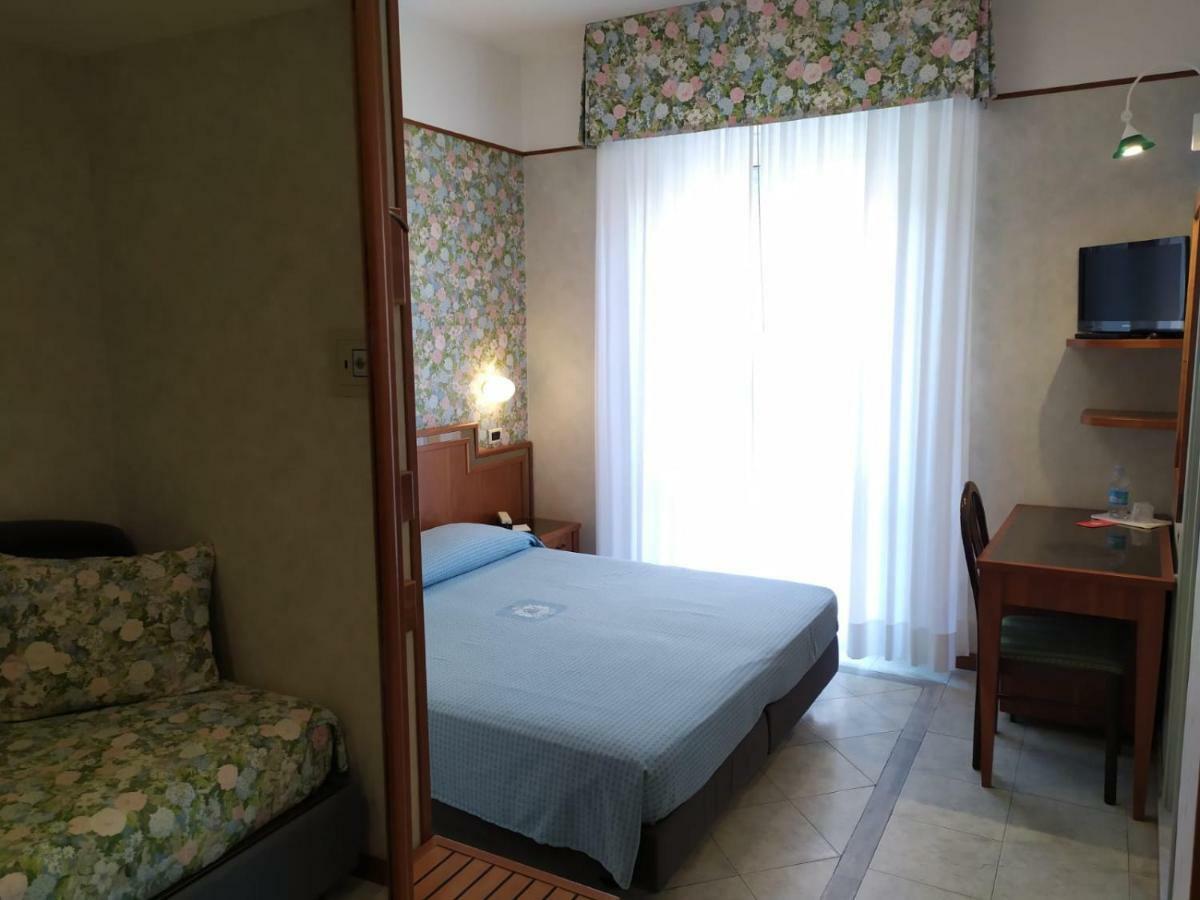 Hotel De France Rimini Zewnętrze zdjęcie